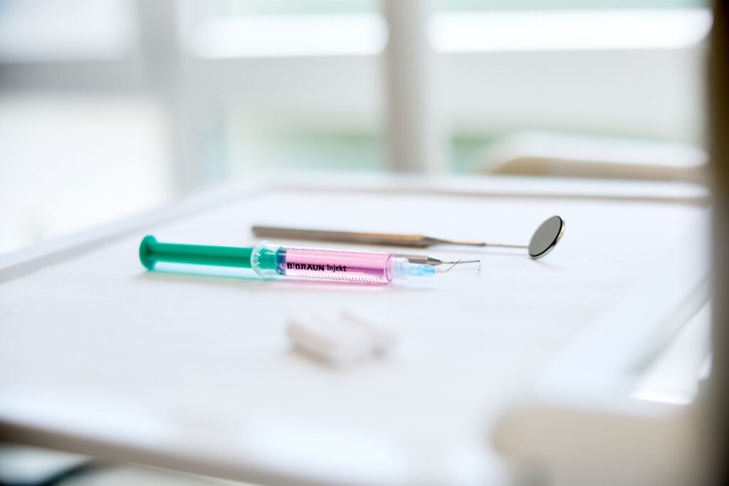 Zahnärztliche Behandlungsinstrumente für Prophylaxe und Zahnerhaltung