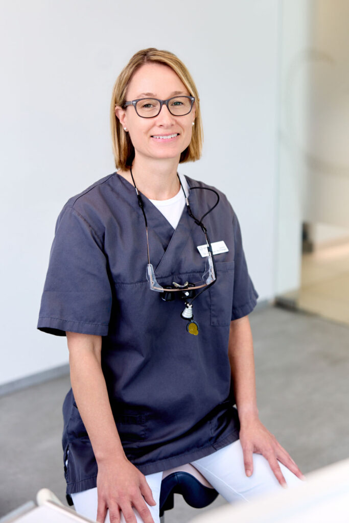 Dr. med. dent. Iris Früngel